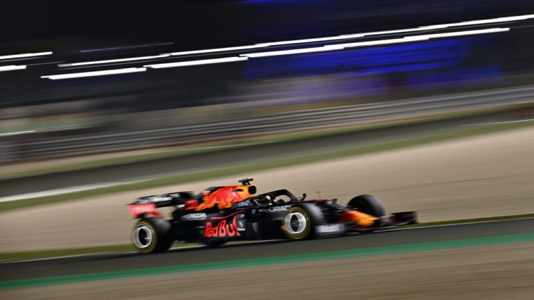 Attention : la course et le sprint de F1 au Qatar commencent aussi tard !