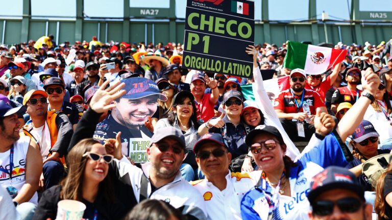 Des fans de Ferrari attaqués au Mexique après le crash de Perez