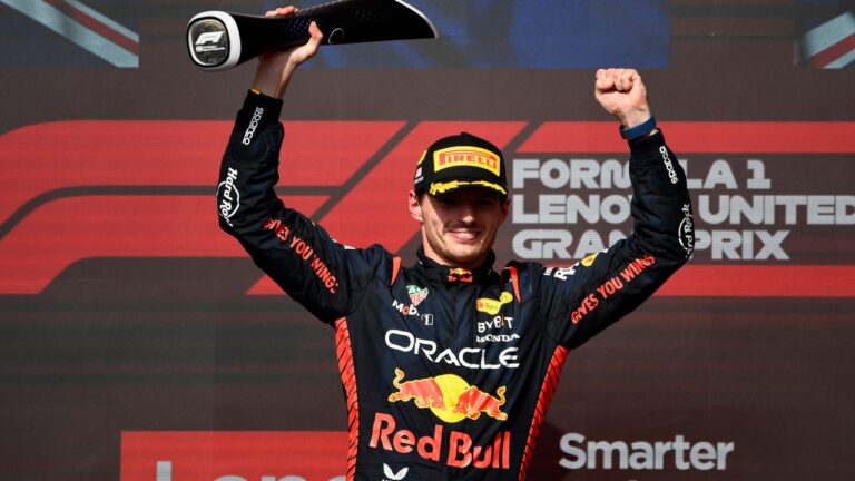 Les fans en colère laissent Verstappen complètement froid : « Je rentre à la maison avec la coupe »