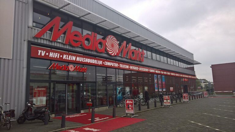 Cascades MediaMarkt avec réduction pendant les jours sans TVA