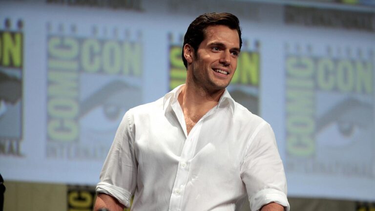 Henry Cavill n&rsquo;est pas fan des scènes de sexe dans les films