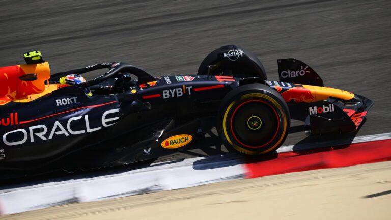 Les journées d&rsquo;essais de F1 ont commencé à Bahreïn avec Verstappen en piste