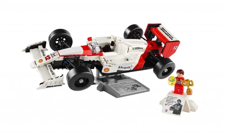 La voiture emblématique de la légende de la F1 est désormais un modèle LEGO géant