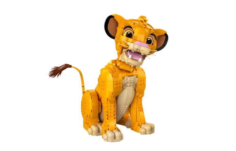 Intertoys met beaucoup de LEGO en vente