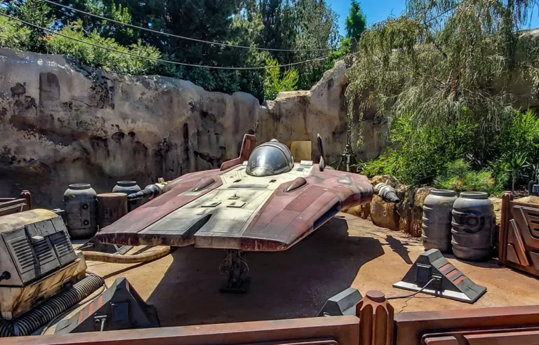 Où dans le monde peut-on aller dans un parc à thème Star Wars ?