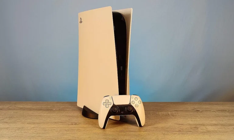PS5 couverte de poussière ?  C'est la meilleure façon de le nettoyer