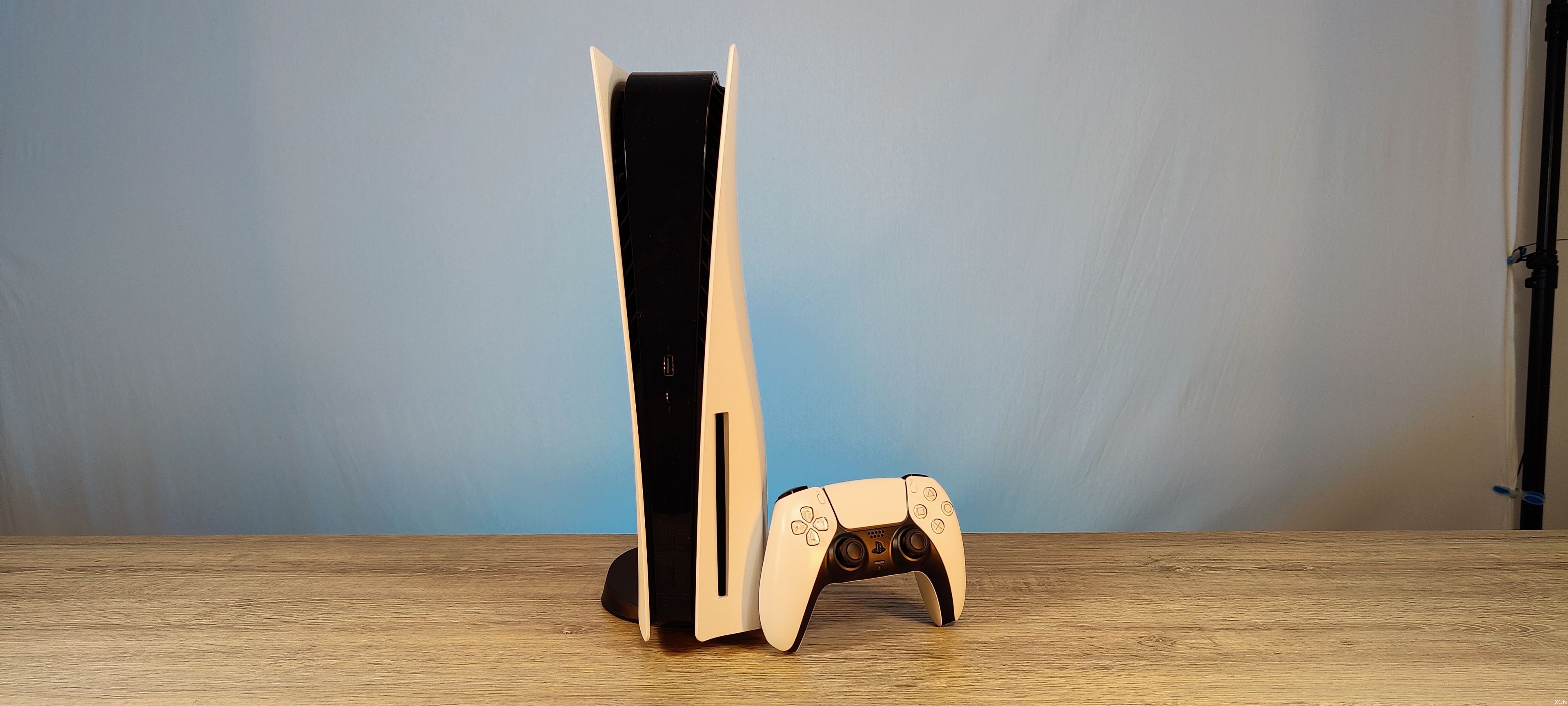 Playstation 5 verticalf1604590376