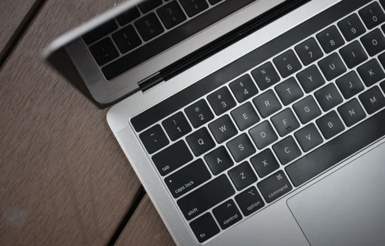Bol.com propose des offres Macbook exceptionnelles aux étudiants en début d'année