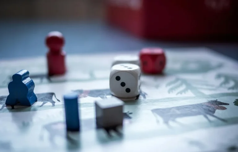 Top 5 des jeux de société compacts pour les vacances