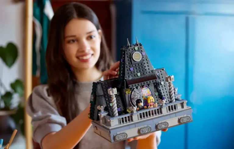 LEGO remplit les jours sombres avec ces nouveaux thèmes