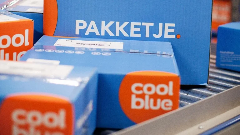 CoolBlue est lancé avec une extrême réduction pendant la nouvelle vente