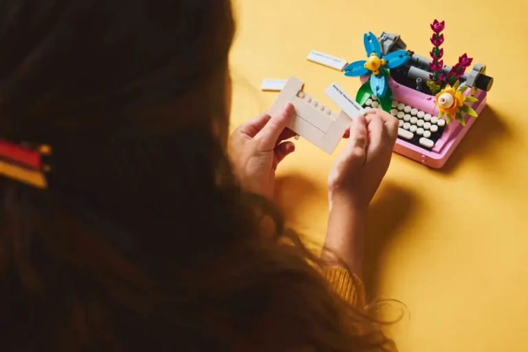 Les fleurs LEGO pénètrent désormais également un thème complètement différent