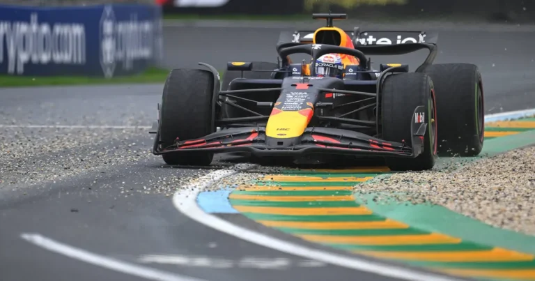 Piastri traîne en Grand Prix en Chine