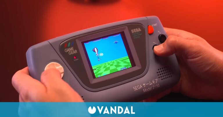 Fatigué d'attendre un nouvel ordinateur portable Sega, crée son propre jeu d'équipement moderne et est spectaculaire