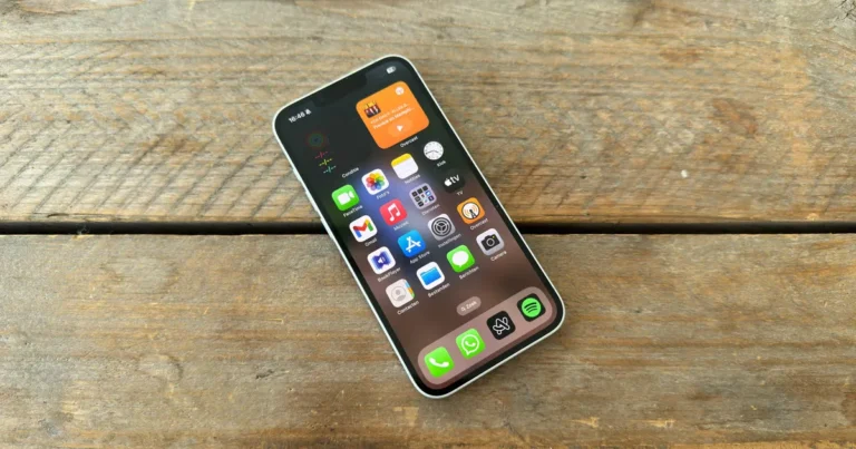 L'IA sera-t-elle la solution pour de longs textes en combinaison avec iOS 26 sur iPhone?