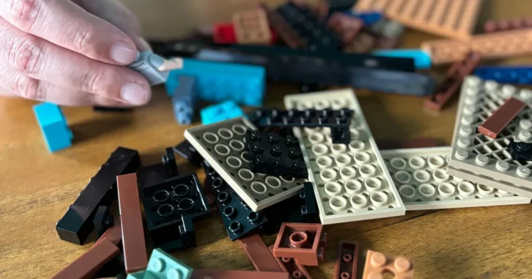 Taylor Swift Lego s'est déroulé après l'annonce du mariage sur le chemin?