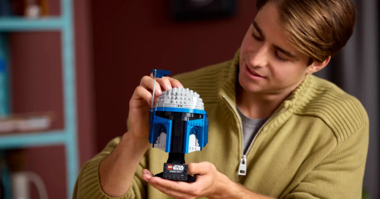 Donnez à vos casques LEGO Star Wars une lueur épique avec cette mise à niveau LED intelligente