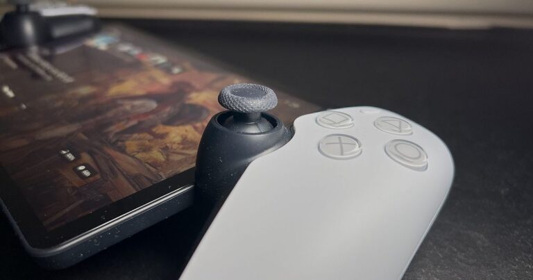 Le PlayStation Portal apparaît soudainement sur Amazon avec une réduction bizarre