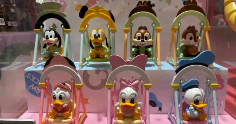 Bijenkorf Amsterdam est temporairement la Mecque de Labubu à ne pas manquer