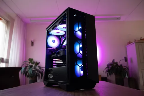 Revue du PC de jeu MSI Enge-01