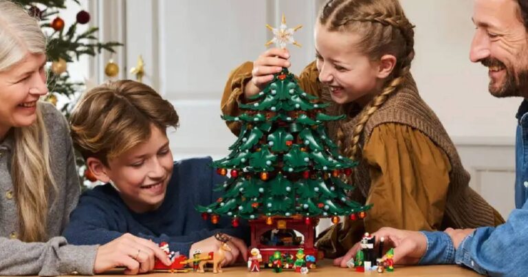 Décorez votre maison ce Noël dans le style LEGO avec ces ensembles