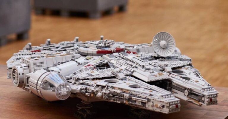 Ce LEGO Millennium Falcon est maintenant absurdement bon marché