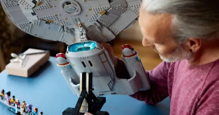 LEGO corrige un bug majeur dans l'ensemble LEGO Star Trek ICONS