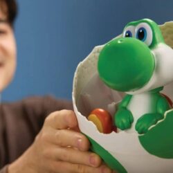 Cet œuf de Yoshi s'ouvre vraiment et est maintenant considérablement moins cher chez bol