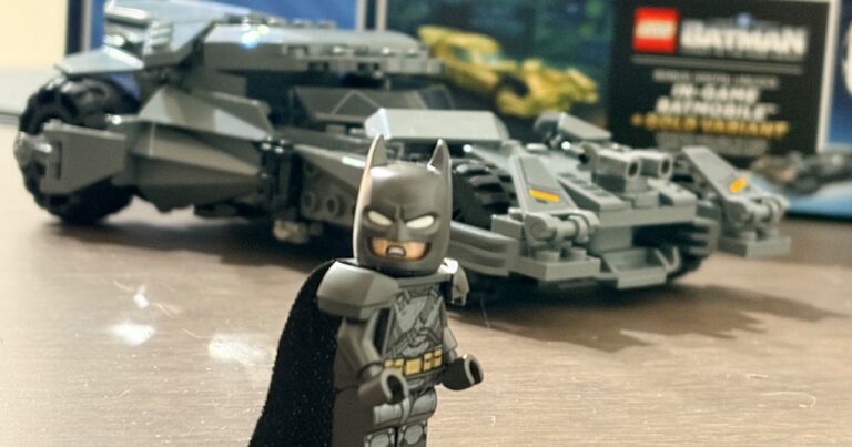 C'est pourquoi la Batmobile LEGO est un peu décevante