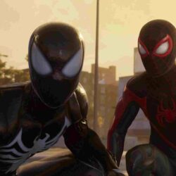 Contrôleur unique Spider-Man 2 DualSense pour les surfaces PS5 à nouveau