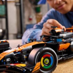 Le LEGO® Technic McLaren MCL39 est le cadeau idéal pour quelqu'un d'autre ou pour vous-même