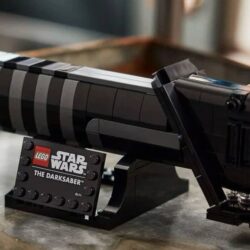 Quiconque a raté le LEGO Darksaber aura bientôt une seconde chance