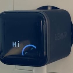 Examen du chargeur à écran intelligent Anker Nano 45W : vraiment mince et chargé