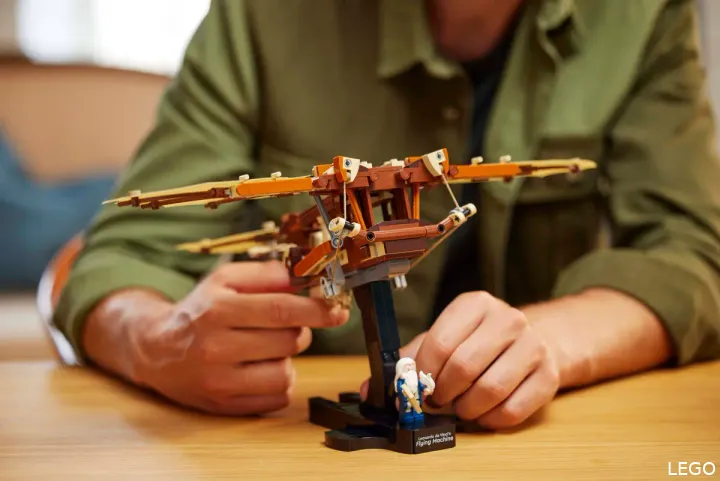 Lego Léonard de Vinci Machine volante