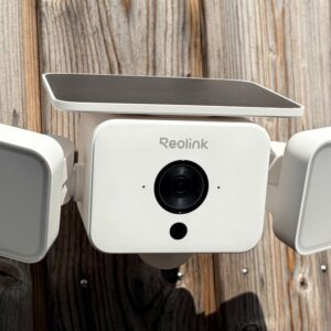 Reolink Floodlight F310B Review – Cette caméra intelligente surveille votre maison sans câbles, sans tracas ni abonnement