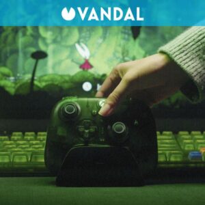 8BitDo devient nostalgique avec XBOX et lance une gamme d'accessoires inspirés de la première console d'Europe