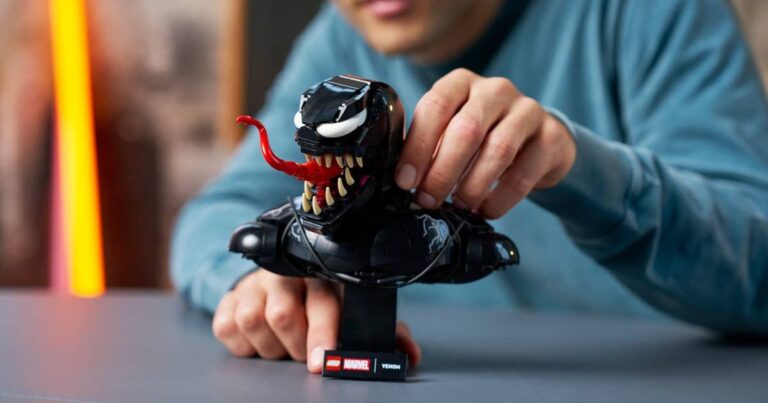 LEGO présente le buste brutal de Marvel Venom