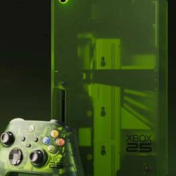 La console Xbox 25e anniversaire est translucide et réserve des surprises cachées