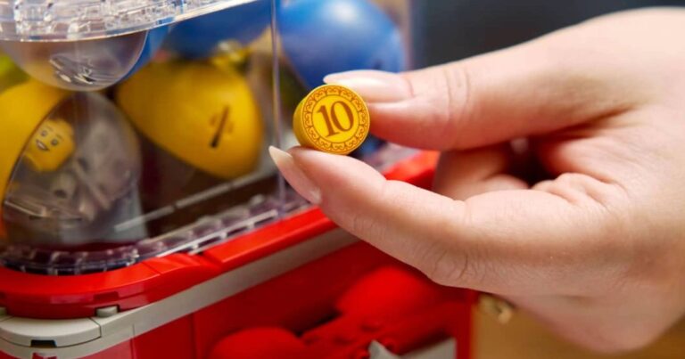 Ce distributeur automatique LEGO nostalgique est désormais moins cher que jamais