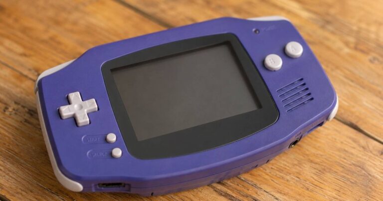Ce mystérieux ordinateur de poche pourrait réveiller les fans de Game Boy Advance
