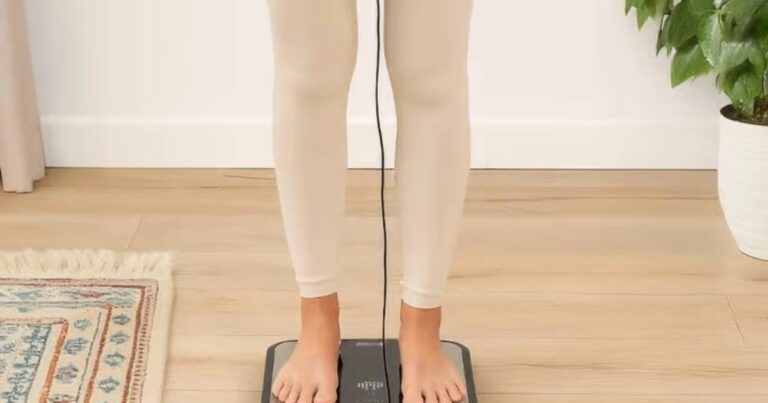 Cette échelle d'action intelligente mesure 29 choses sur votre corps