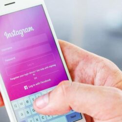 Flux et histoires vides sur Instagram pendant une longue panne