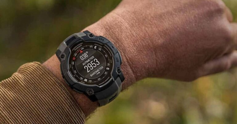 Garmin Instinct 3 reçoit une mise à jour majeure, mais la plupart des utilisateurs doivent encore attendre