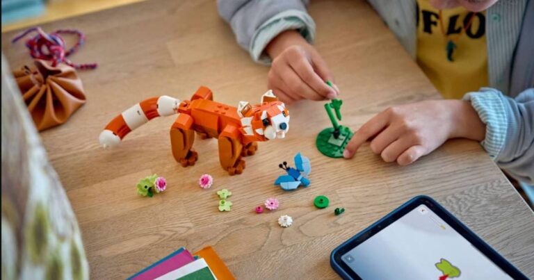 Pourquoi LEGO Creator 3 en 1 Cute Cute Animals : Red Panda (31394) est un excellent choix pour les amoureux des animaux